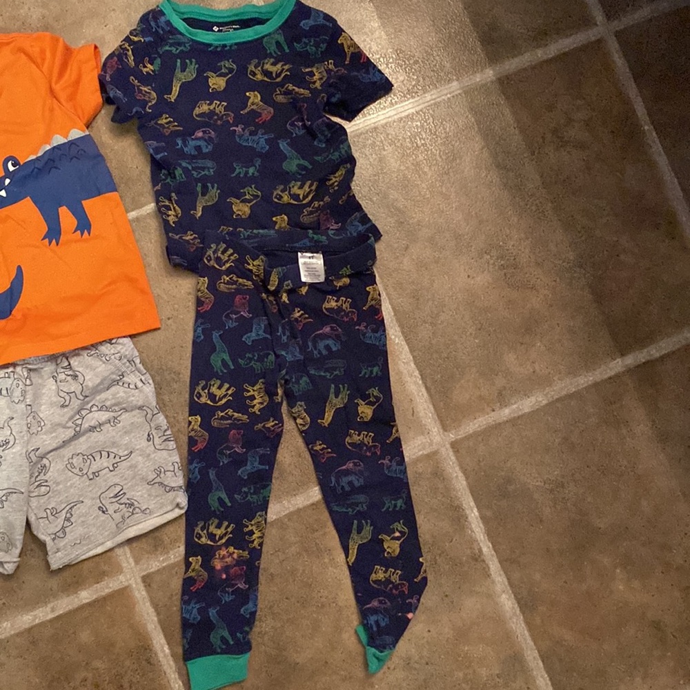 Pajama bundle - Picture 5 of 8